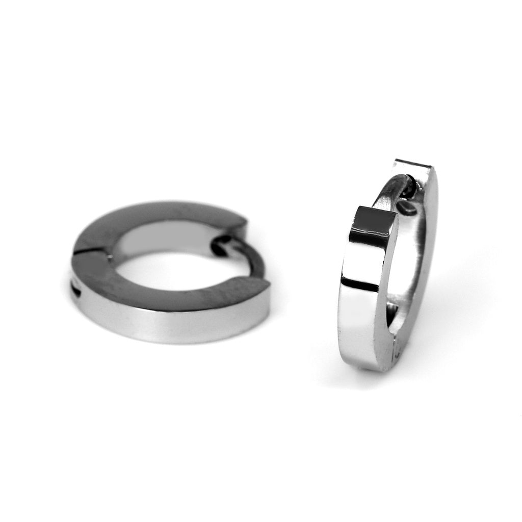 Boucle d'oreille Huggie à bords plats